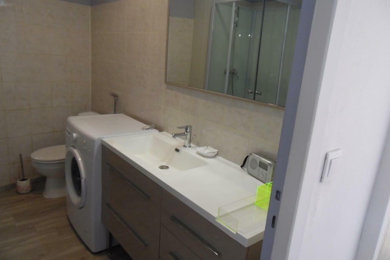 Appartement Paisible Briancon  Bagian luar foto