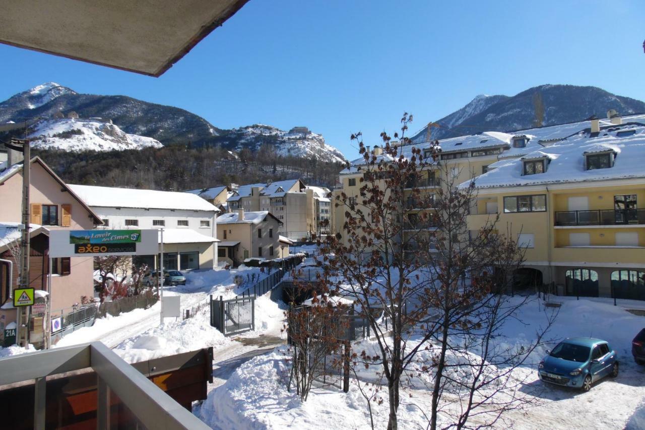 Appartement Paisible Briancon  Bagian luar foto